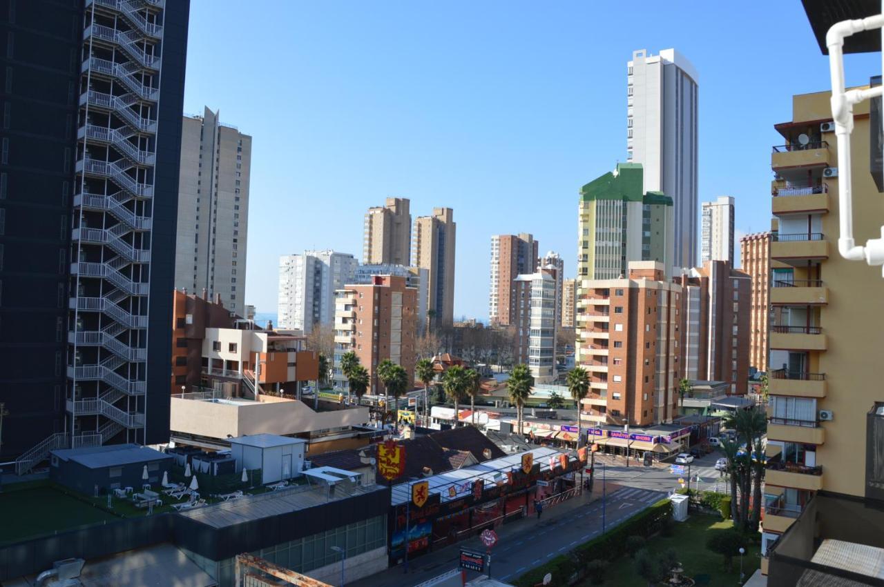 Apts Ara With Pool Benidorm Extérieur photo