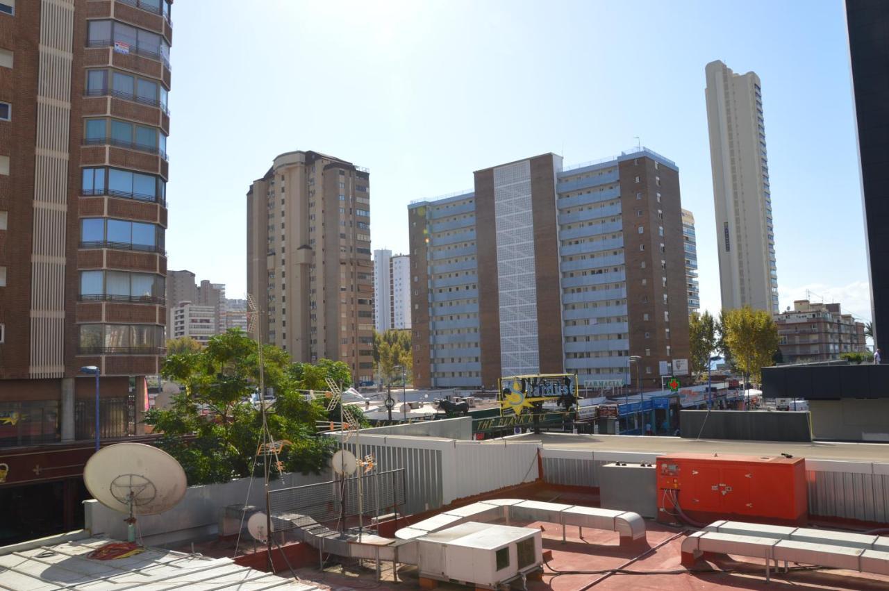 Apts Ara With Pool Benidorm Extérieur photo